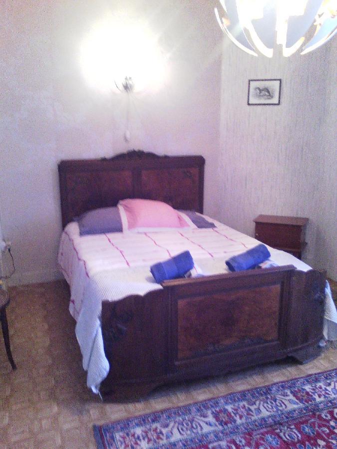 l'Ancien Patronage Hostal Caumont-sur-Garonne Exterior foto
